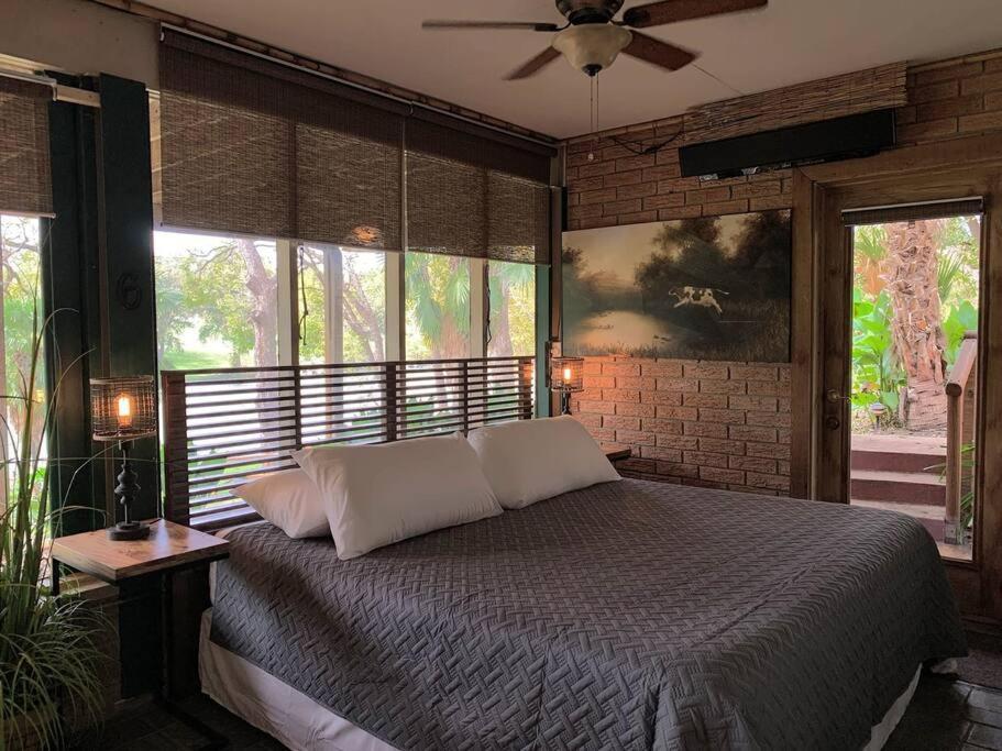 The River Haven - Sleeps 32 - On Guadalupe River Vila Seguin Exterior foto