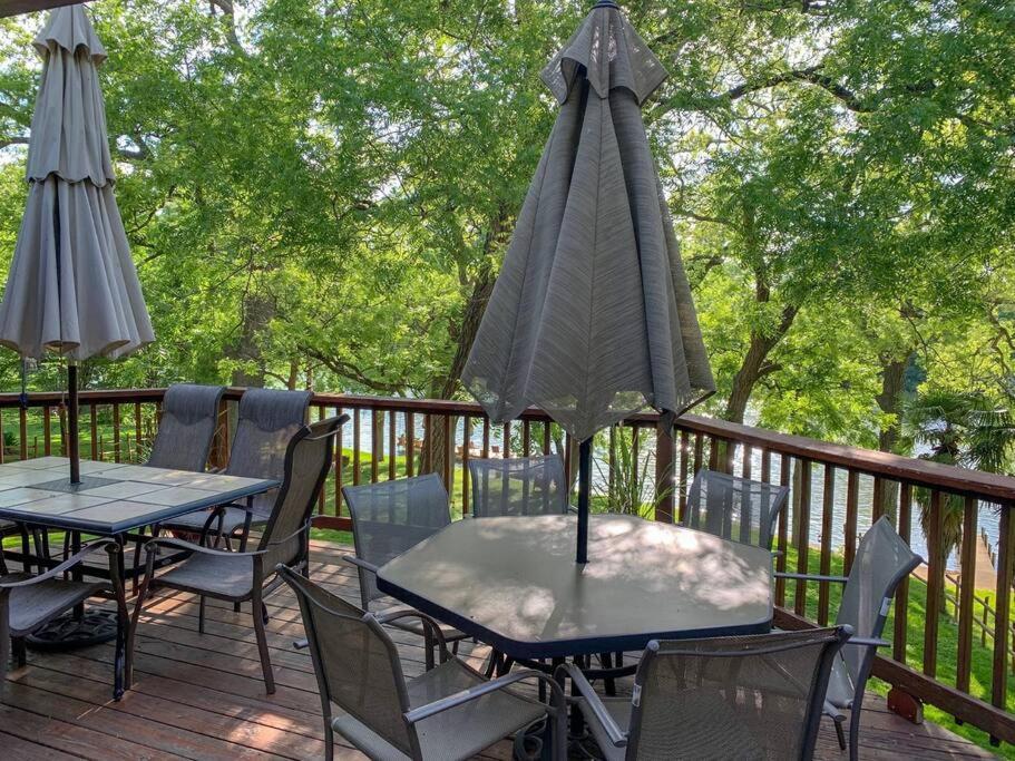 The River Haven - Sleeps 32 - On Guadalupe River Vila Seguin Exterior foto